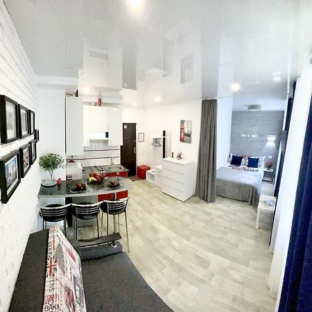 Apartment Studio London 2 イルピン エクステリア 写真
