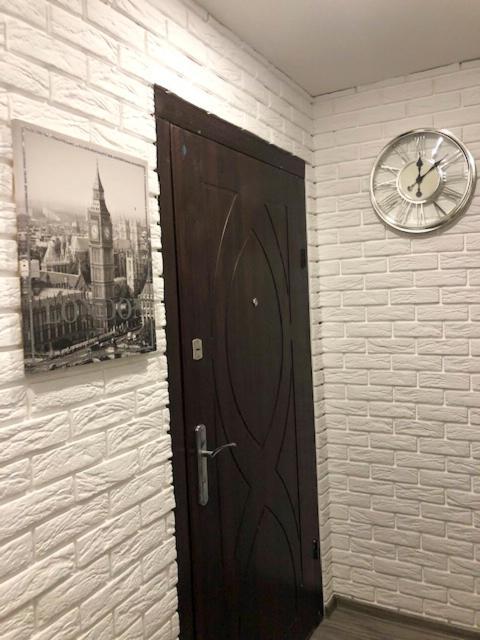 Apartment Studio London 2 イルピン エクステリア 写真